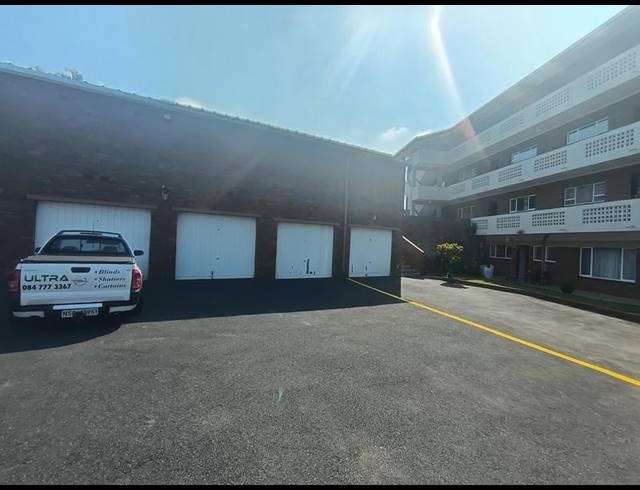 2 BEDROOM APARTMENT FOR SALE IN MANABA BEACH